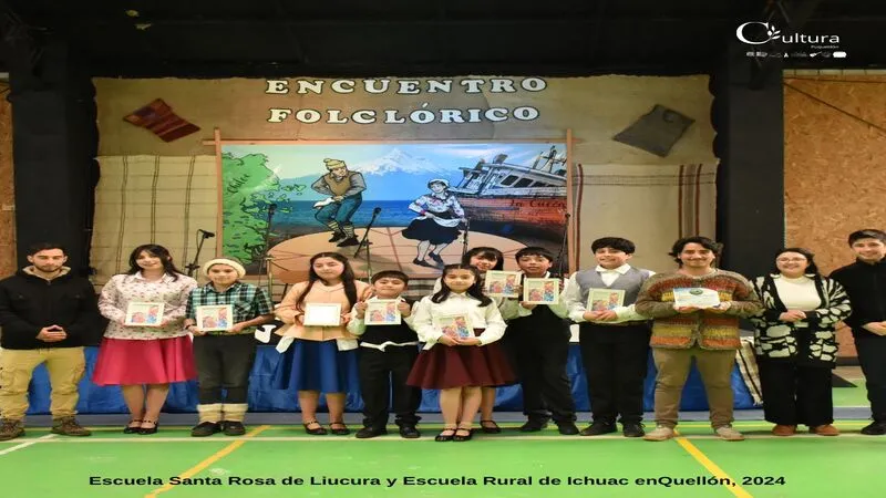 ALUMN@S DE PUQUELDÓN PARTICIPARON DE ENCUENTRO FOLCLÓRICO DE CUECA CHILOTA Imagen noticias Wapi Chilwe