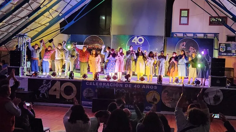 CAITUY DE ACHAO CELEBRÓ SUS 40 AÑOS DE VIDA FOLCLÓRICA Imagen noticias Wapi Chilwe