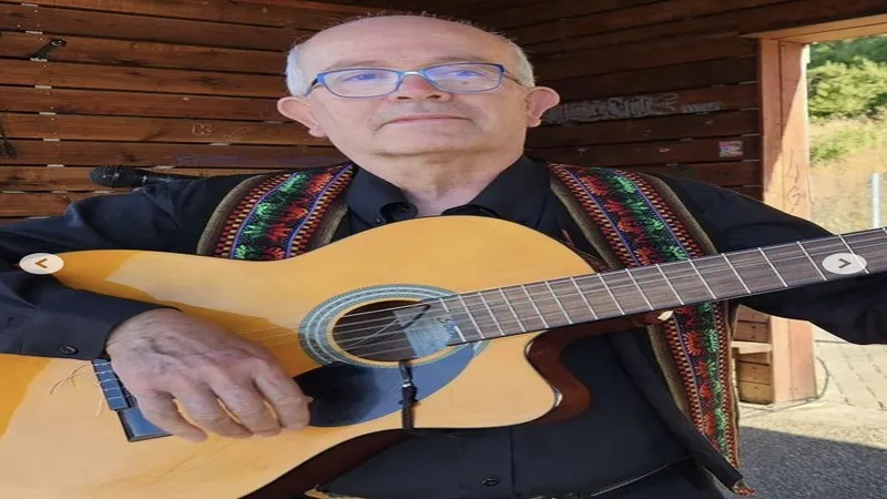 CARLOS PARRA CORNEJO UN MAIPUCINO DE QUIERE A CHILOÉ Imagen noticias Wapi Chilwe