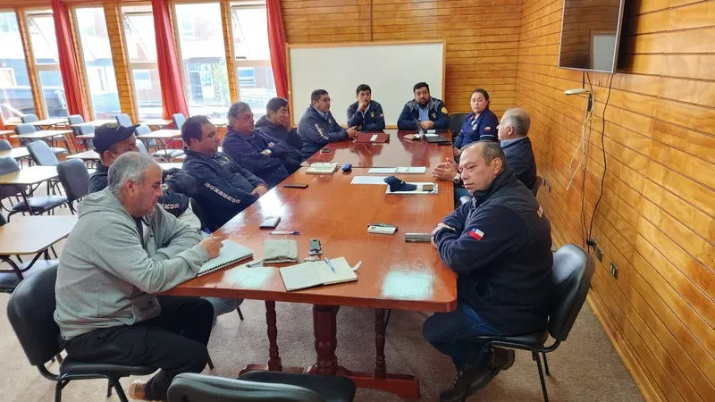 CONSEJO PROVINCIAL DE BOMBEROS DE CHILOÉ SESIONÓ EN DALCAHUE Imagen noticias Wapi Chilwe