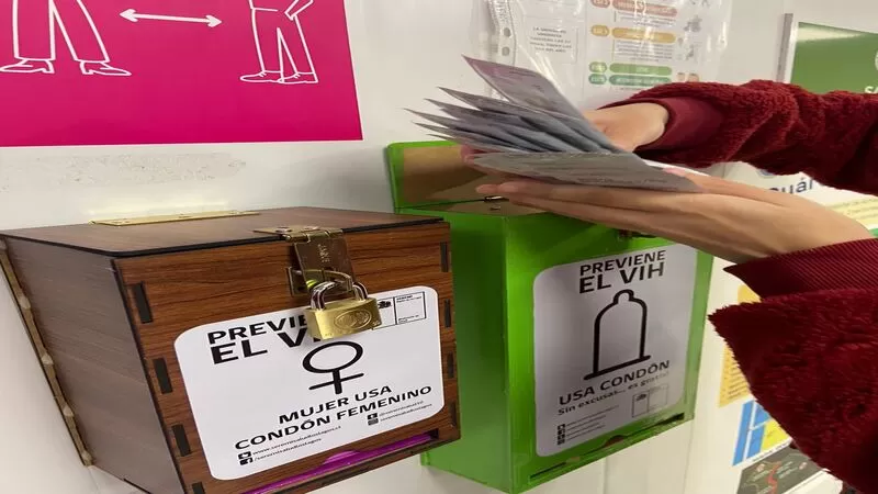 DISPENSADORES DE PRESERVATIVOS EN URGENCIA DEL HOSPITAL DE ACHAO Imagen noticias Wapi Chilwe