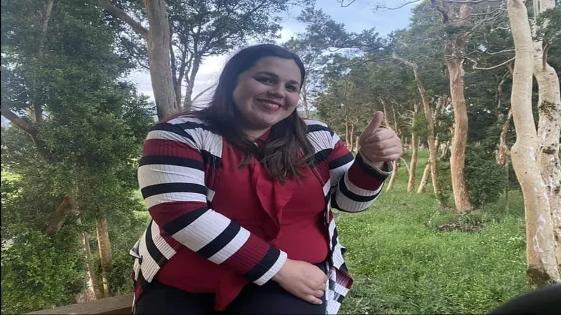 INSÓLITO: JAVIERA YÁÑEZ ASUMIRÁ NUEVO PERÍODO COMO ALCALDESA TRAS NO CONTAR CON COMPETIDOR EN LAS ELECCIONES DE OCTUBRE Imagen noticias Wapi Chilwe